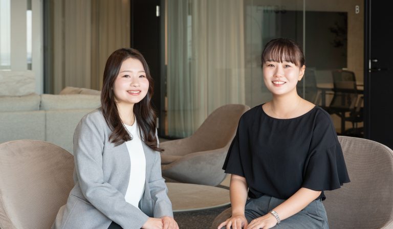 営業の第一線で活躍する女性たち。ファインズの女性課長2人が語るキャリアと挑戦